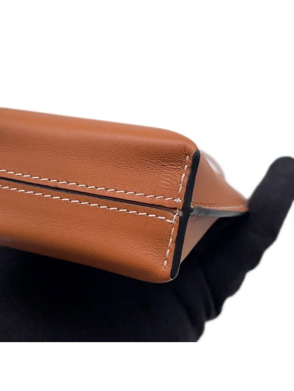 Loewe Pouch Anagram Leather Pochette